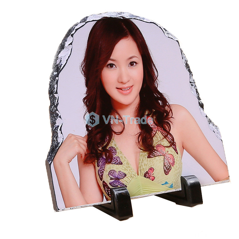 In Hình Lên Đá Tự Nhiên Một Núi