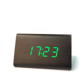 Đồng Hồ Gỗ Báo Thức Tam Giác 1300 (Xanh Lá)