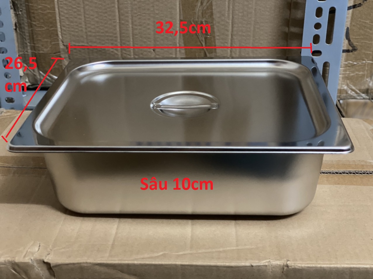 Khay Inox 1/2 Cao 10cm Nắp Nguyên Khay Inox 1/2 Cao 10cm Nắp Nguyên