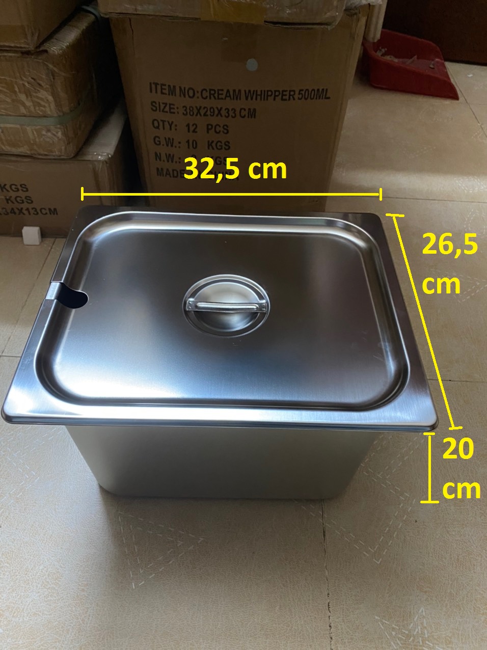Khay Inox 1/2 Cao 20cm Nắp Khuyết Khay Inox 1/2 Cao 20cm Nắp Khuyết