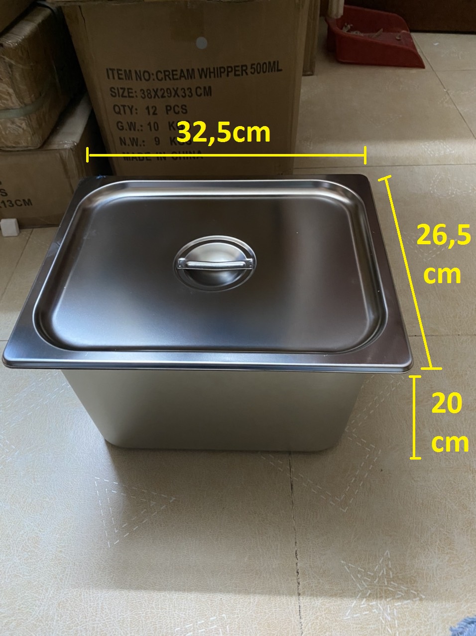 Khay Inox 1/2 Cao 20cm Nắp Nguyên Khay Inox 1/2 Cao 20cm Nắp Nguyên