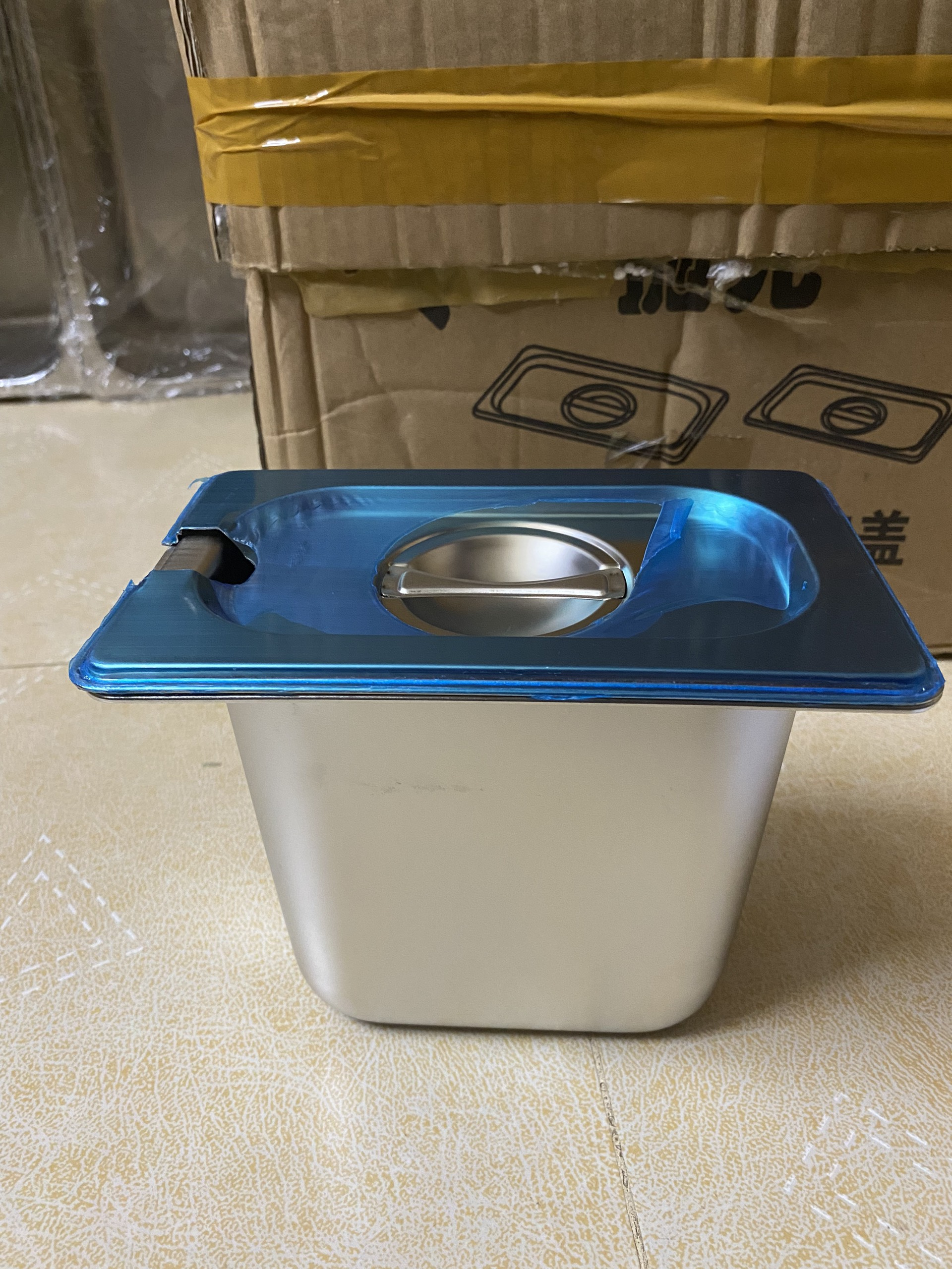 Khay Inox 1/9 Cao 15cm Nắp Khuyết